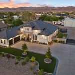 The Benefits Of Hiring A Luxury Home Remodel Specialist